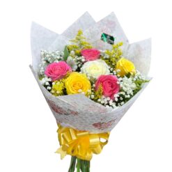 Buquê de rosas coloridas